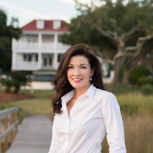 Meet your Posher, Janis